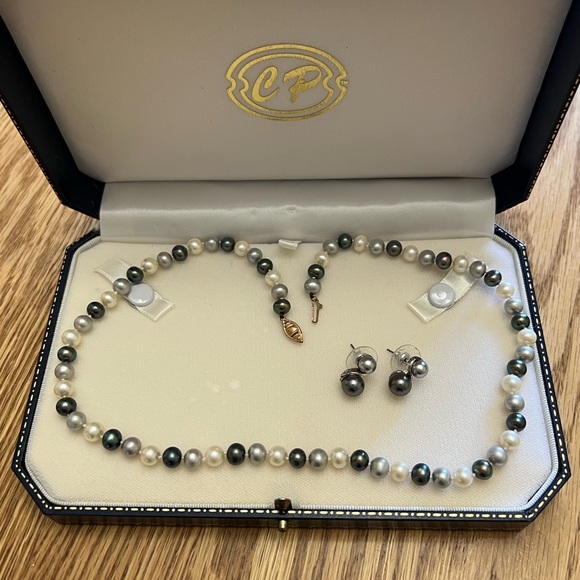 Tri-Color Saltwater Pearl Necklace & Earrings - Picture 2 of 2